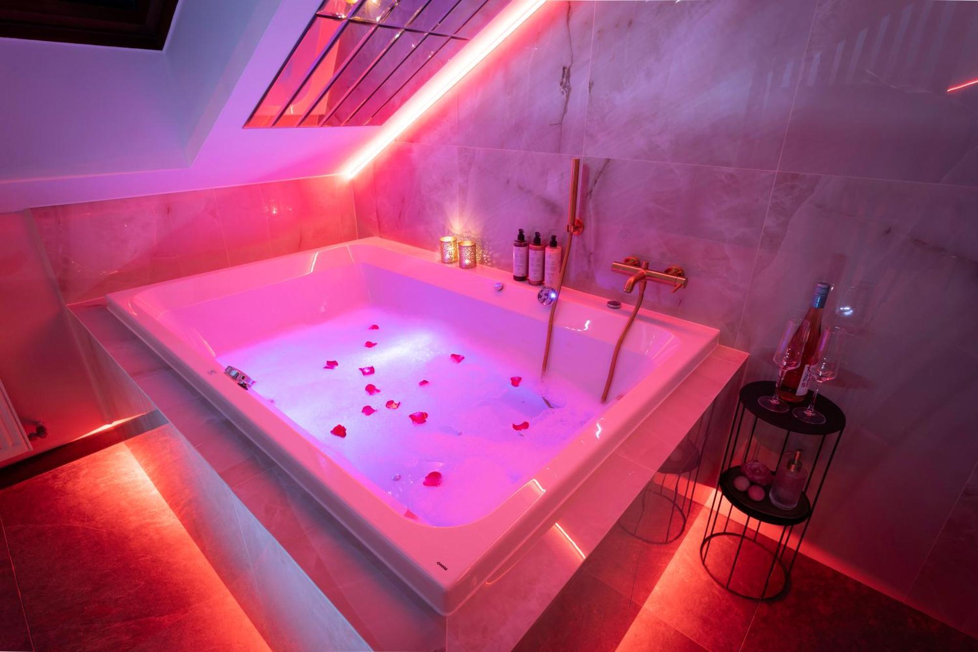 Exclusive Bdsm Apartment Krakow - Adults Only Exteriér fotografie