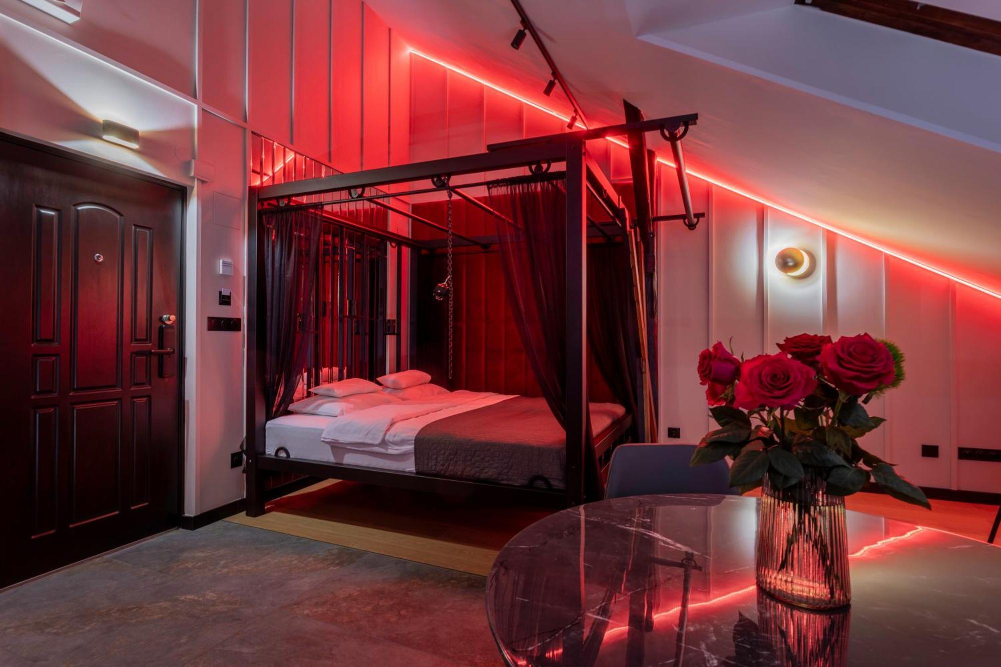 Exclusive Bdsm Apartment Krakow - Adults Only Exteriér fotografie