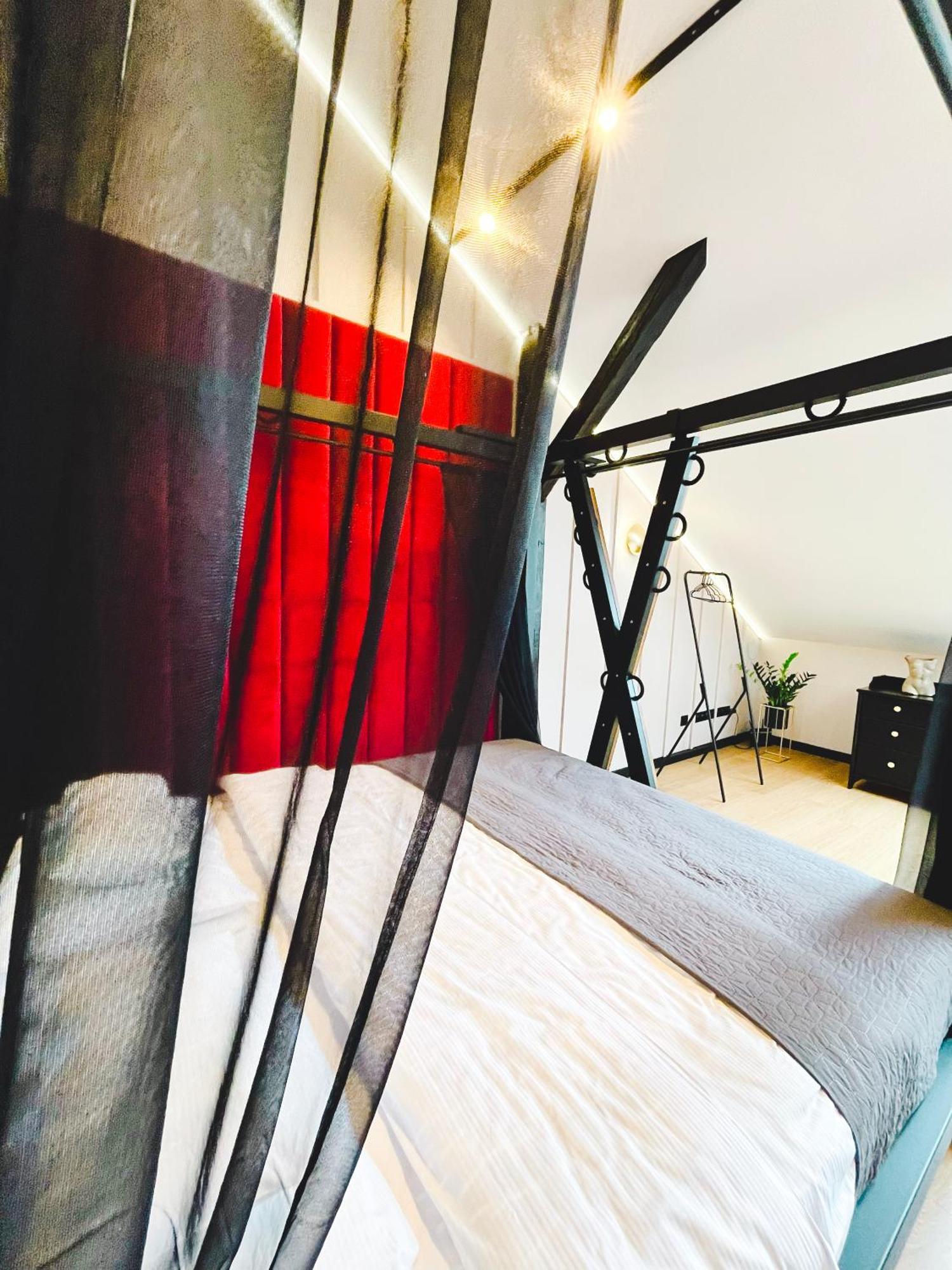 Exclusive Bdsm Apartment Krakow - Adults Only Exteriér fotografie