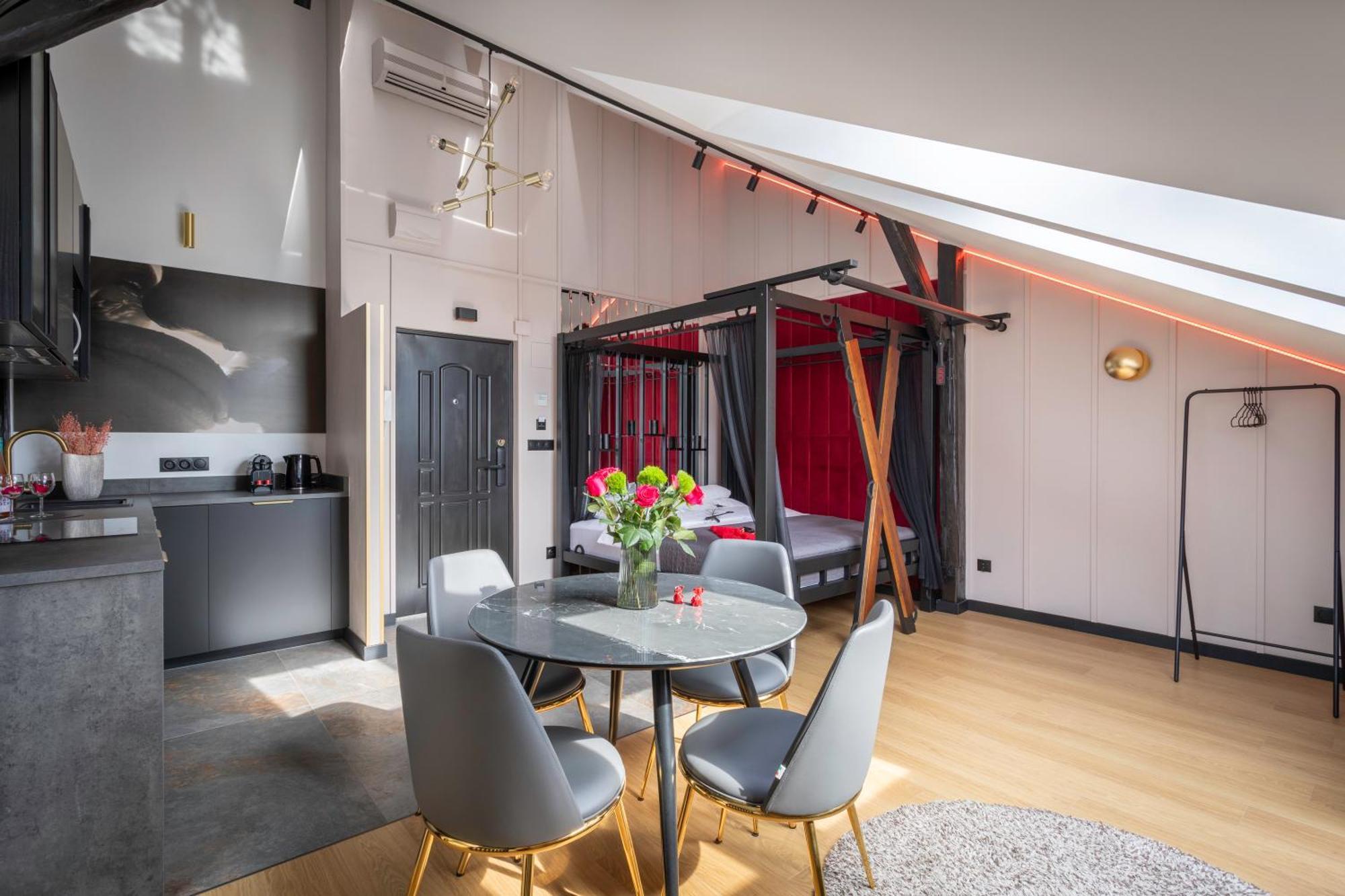 Exclusive Bdsm Apartment Krakow - Adults Only Exteriér fotografie